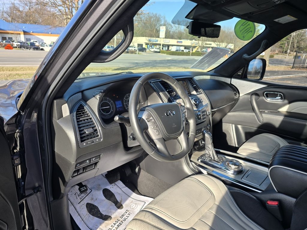 Infiniti QX80 Limited 4WD 2019