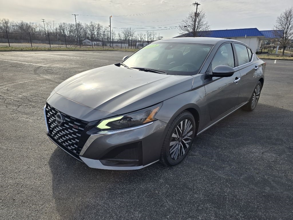 Nissan Altima 2.5 SV 2023