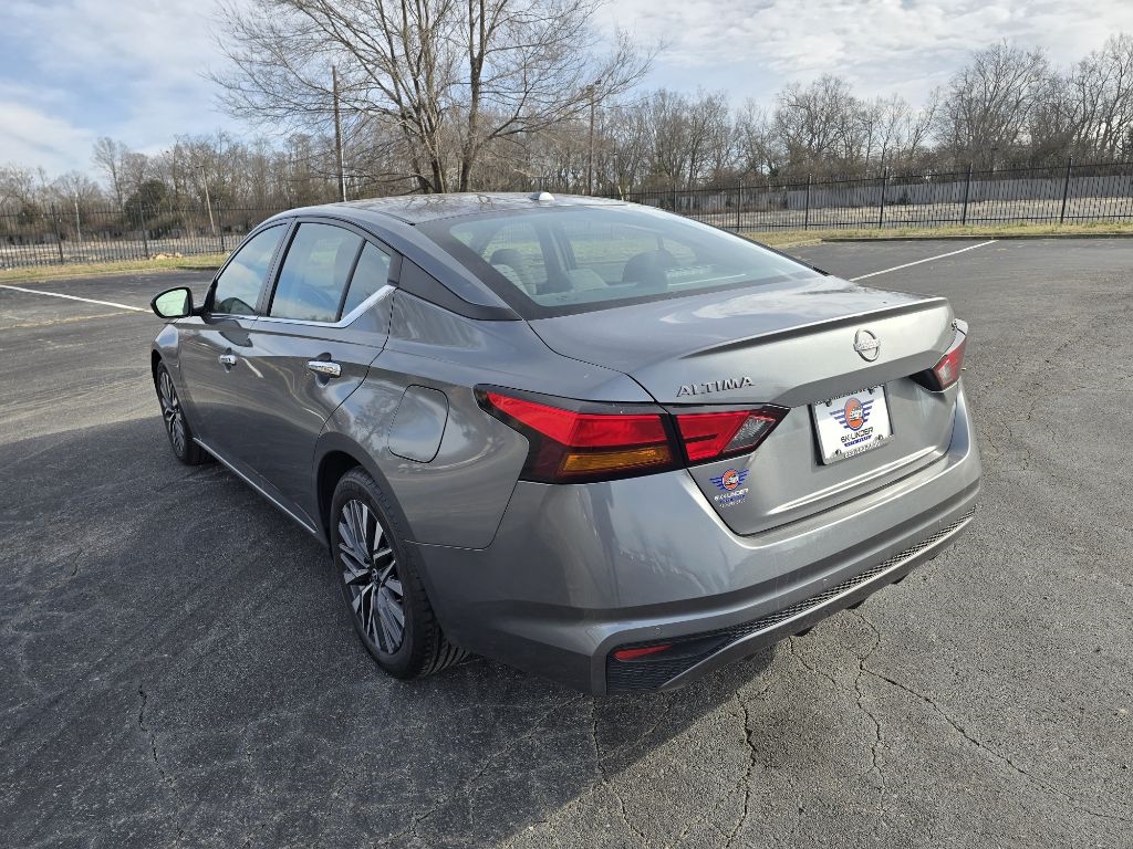 Nissan Altima 2.5 SV 2023