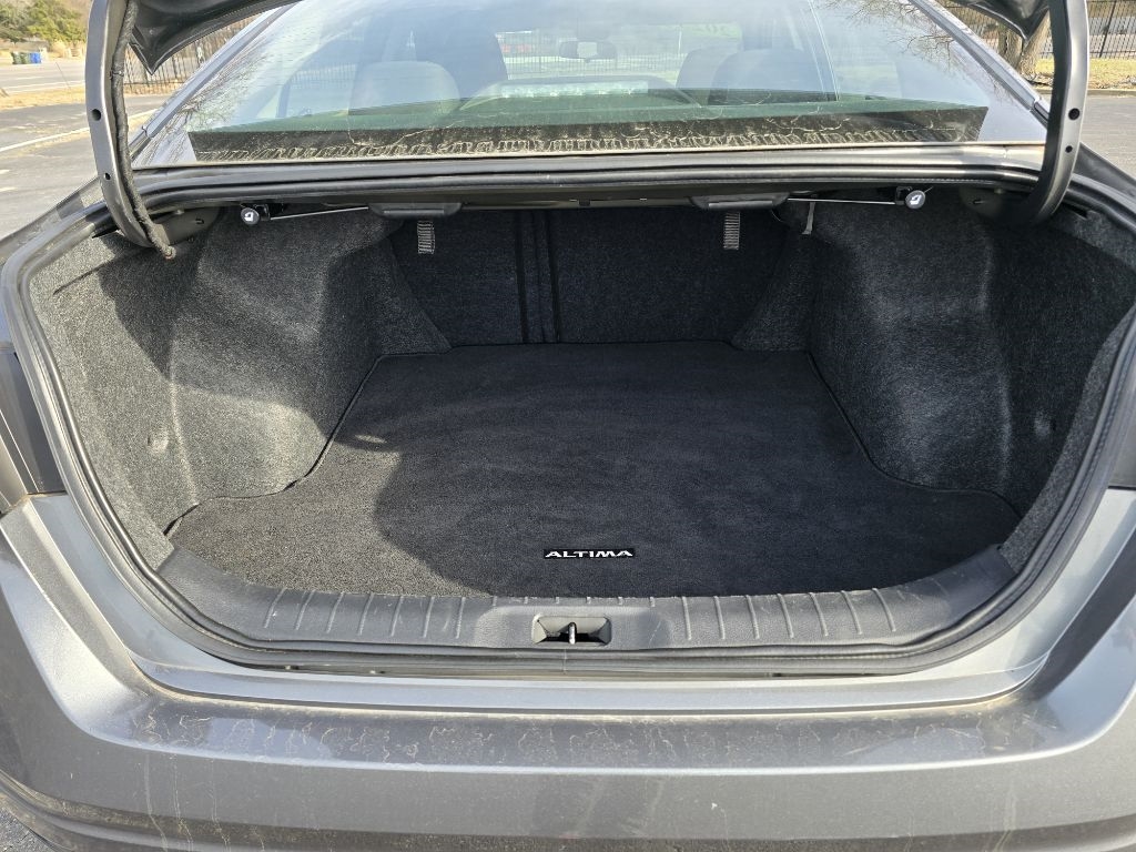 Nissan Altima 2.5 SV 2023