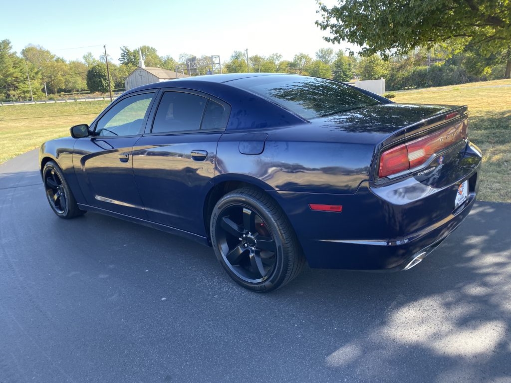 Dodge Charger SE 2013