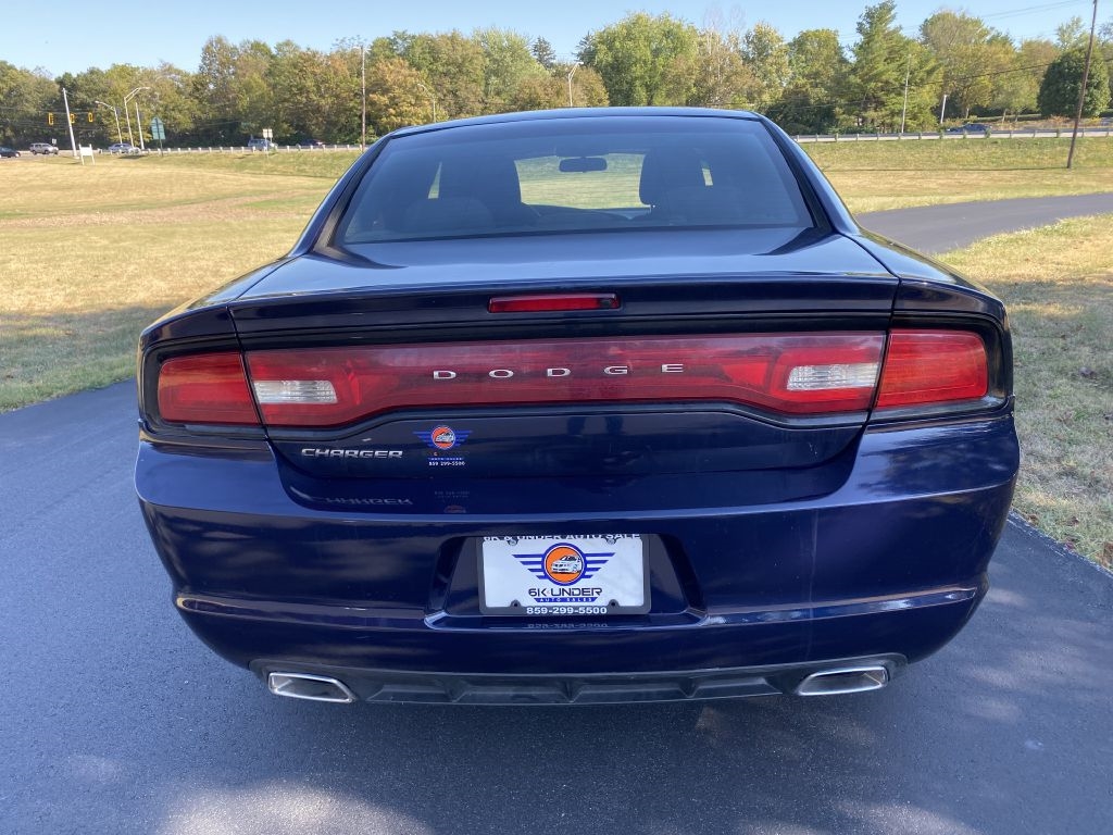 Dodge Charger SE 2013