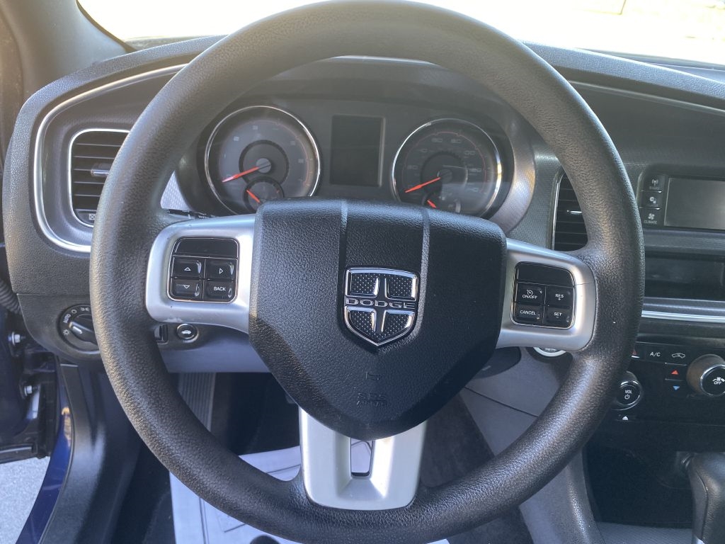 Dodge Charger SE 2013