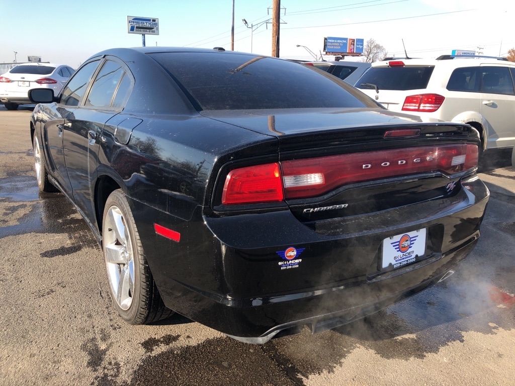 Dodge Charger R/T 2011