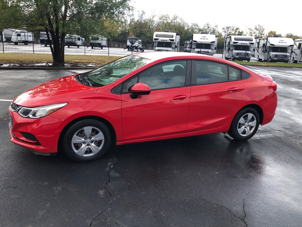 Chevrolet Cruze LS Auto 2017