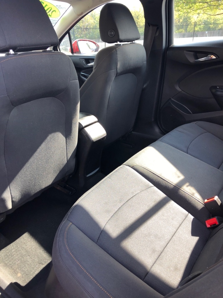 Chevrolet Cruze LS Auto 2017