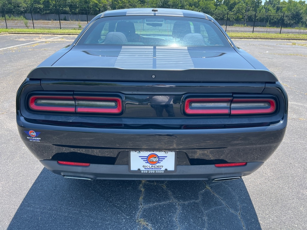 Dodge Challenger SXT 2016