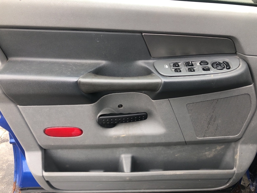 Dodge Ram 1500 ST Quad Cab 4WD 2008