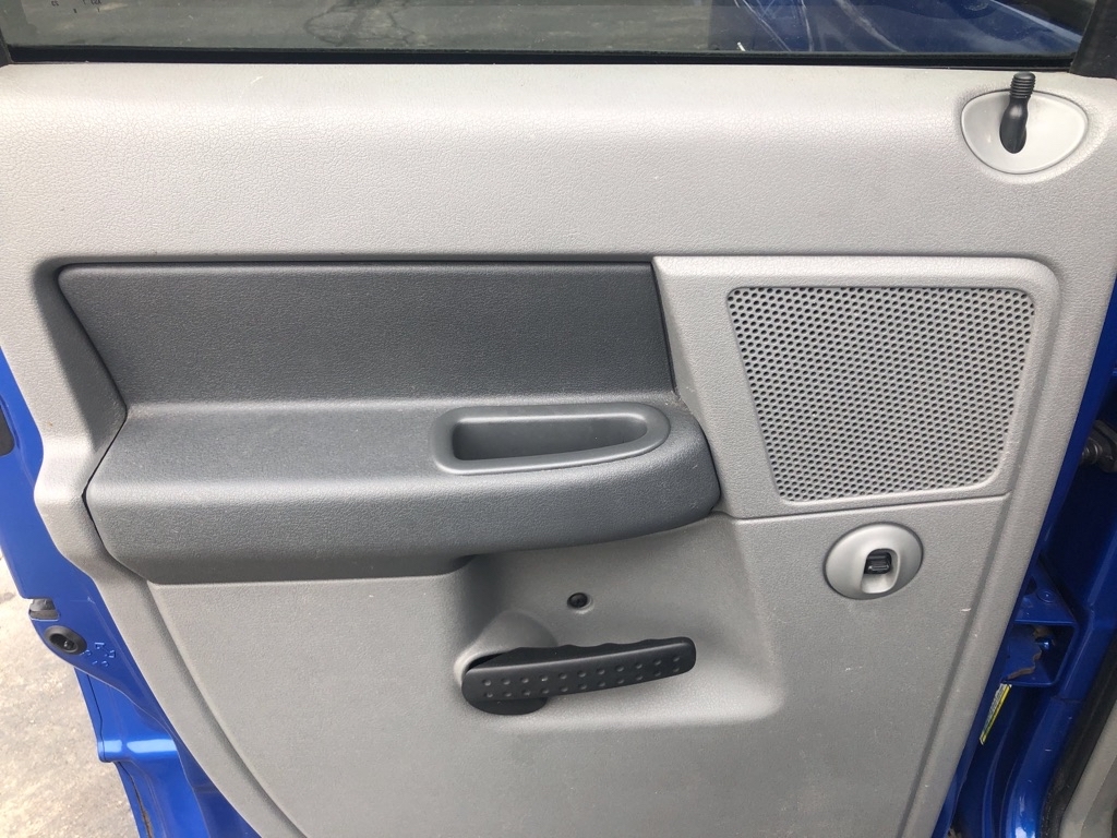 Dodge Ram 1500 ST Quad Cab 4WD 2008