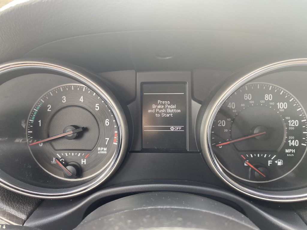 Jeep Grand Cherokee Laredo 4WD 2011