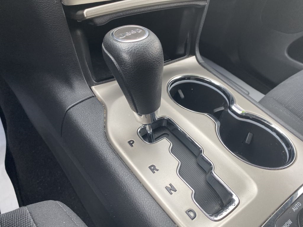 Jeep Grand Cherokee Laredo 4WD 2011