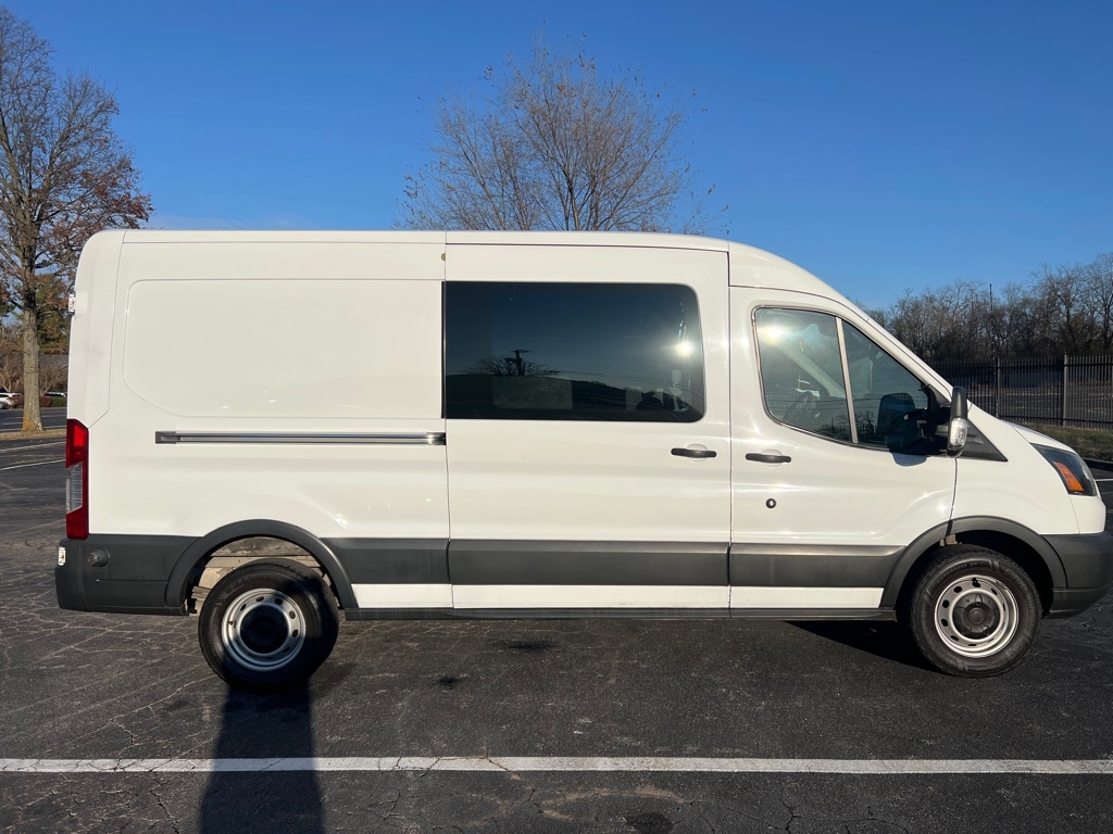 Ford Transit 350 Van Med. Roof w/Sliding Pass. 148-in. WB 2015