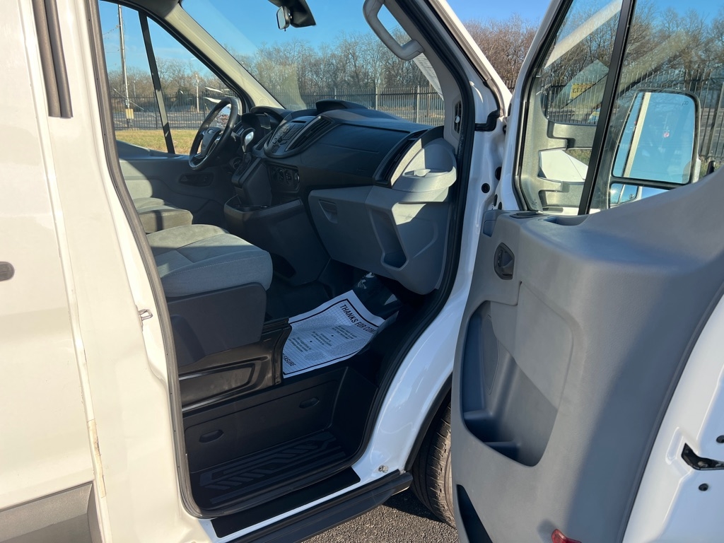 Ford Transit 350 Van Med. Roof w/Sliding Pass. 148-in. WB 2015