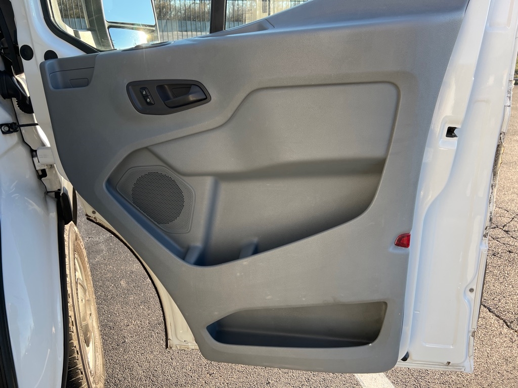 Ford Transit 350 Van Med. Roof w/Sliding Pass. 148-in. WB 2015