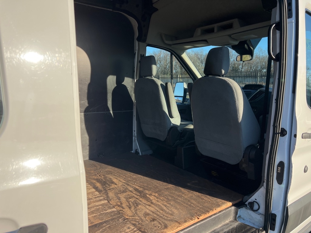 Ford Transit 350 Van Med. Roof w/Sliding Pass. 148-in. WB 2015