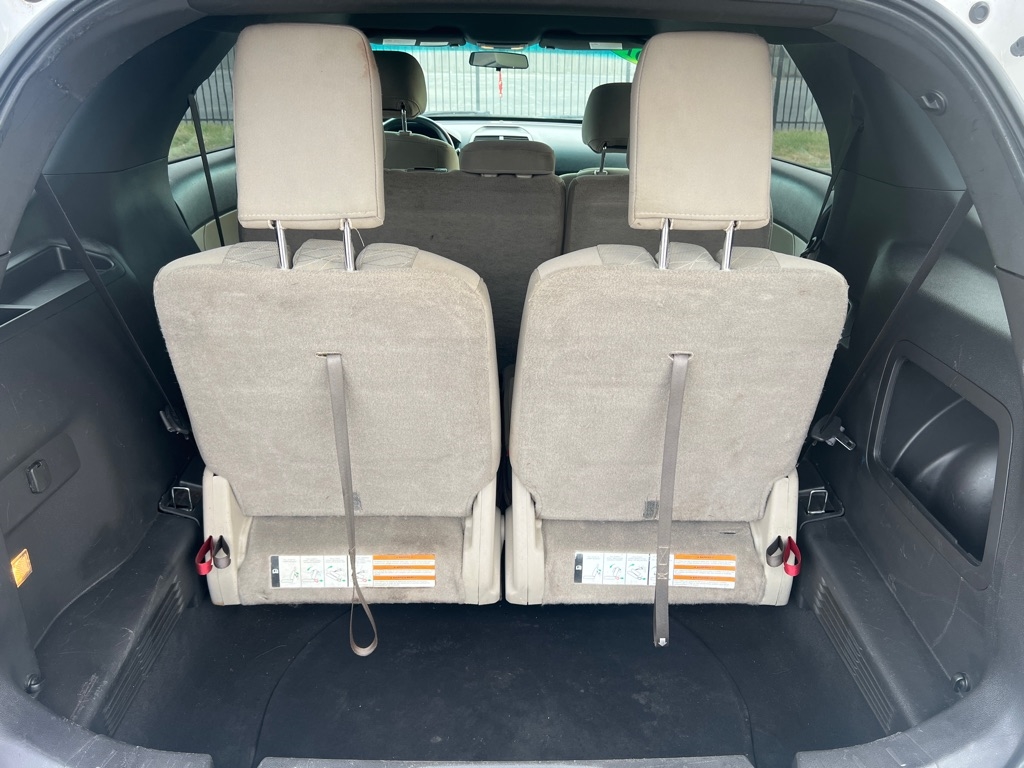 Ford Explorer Base FWD 2014