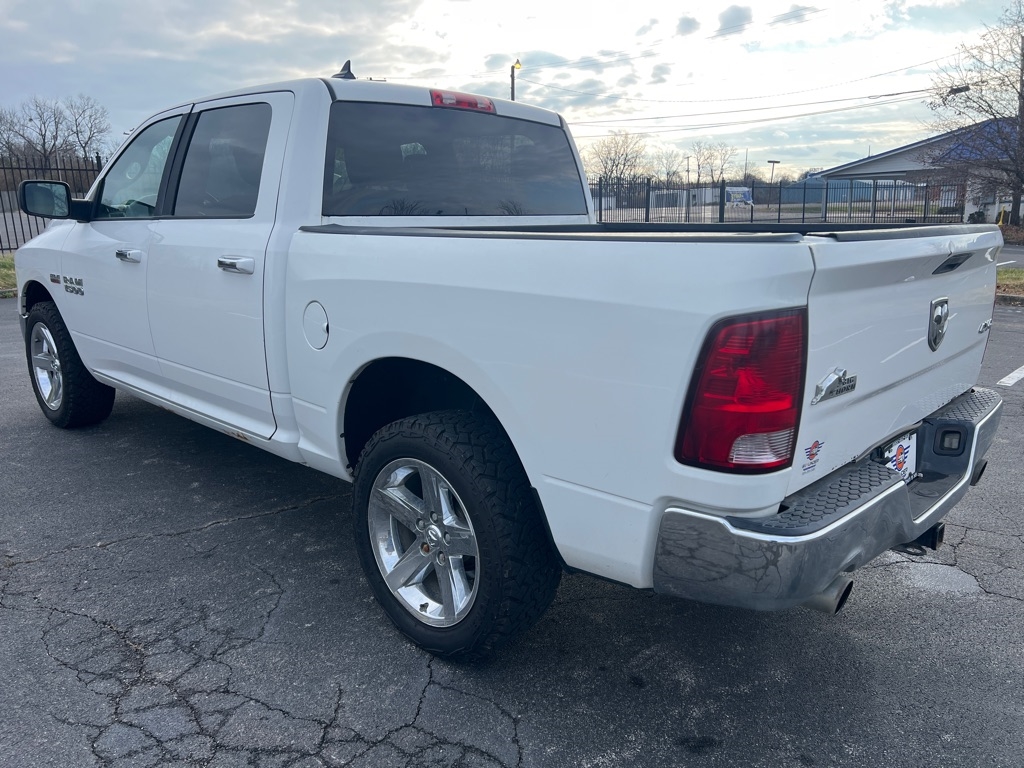 RAM 1500 SLT Crew Cab SWB 4WD 2013