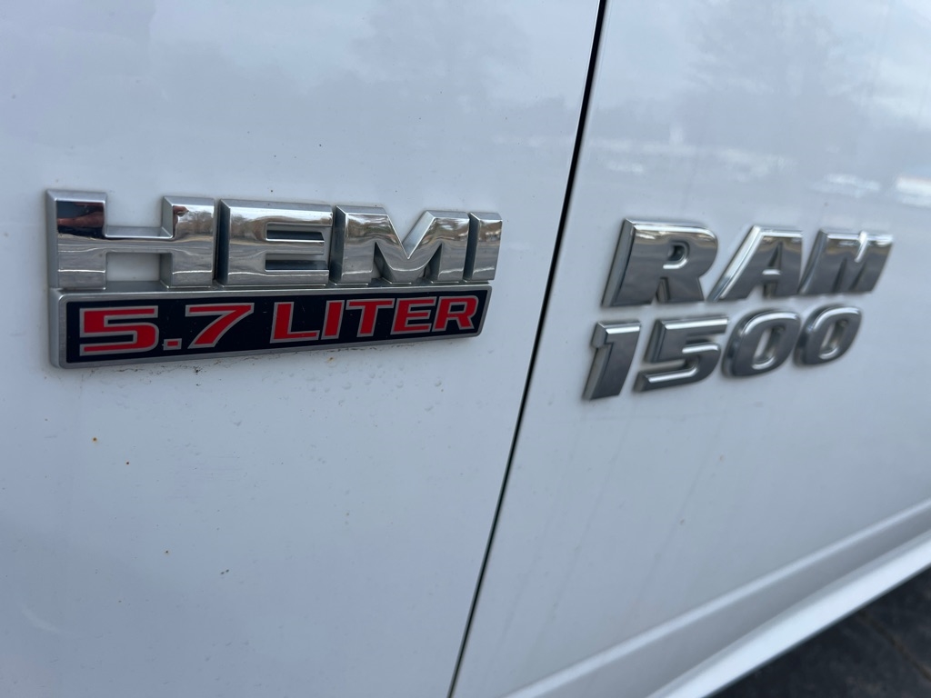 RAM 1500 SLT Crew Cab SWB 4WD 2013