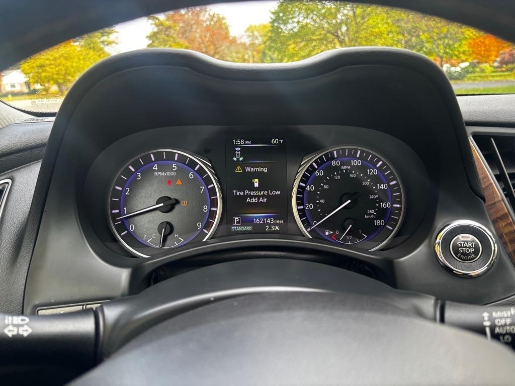 Infiniti Q50 Base AWD 2015