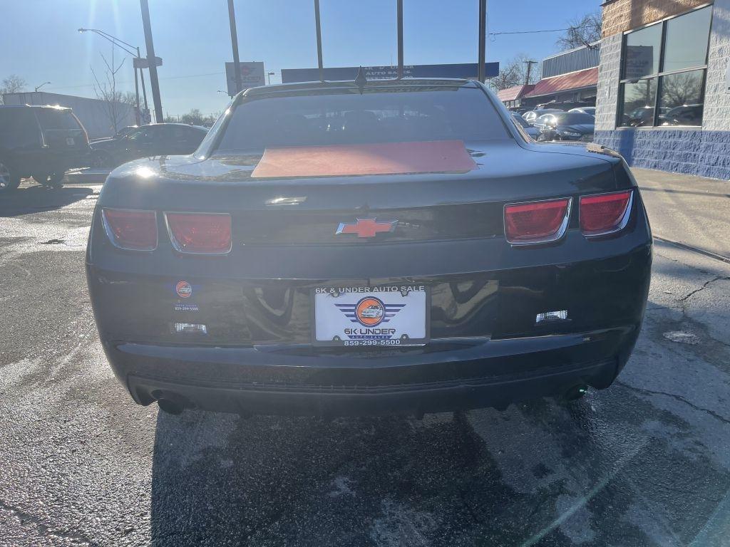 Chevrolet Camaro LT1 Coupe 2011