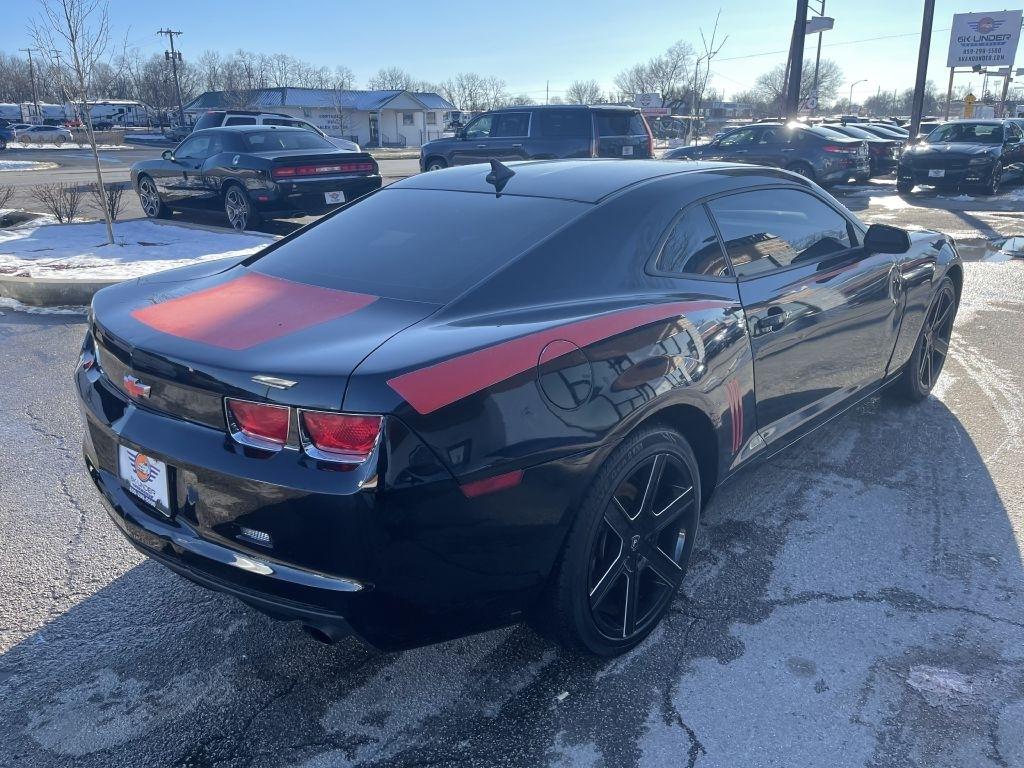 Chevrolet Camaro LT1 Coupe 2011