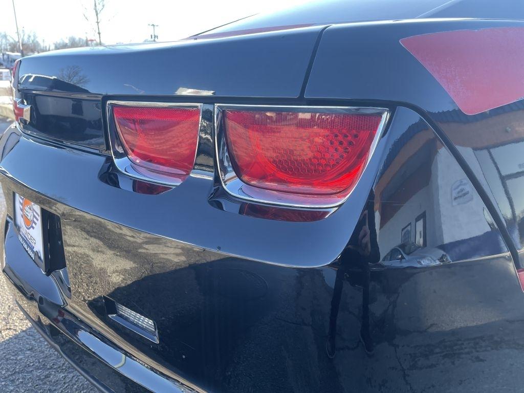 Chevrolet Camaro LT1 Coupe 2011