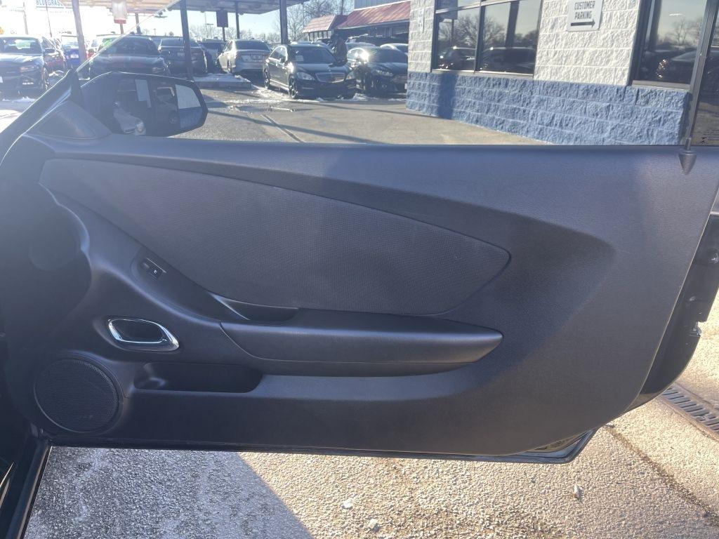 Chevrolet Camaro LT1 Coupe 2011