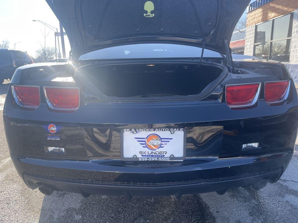 Chevrolet Camaro LT1 Coupe 2011