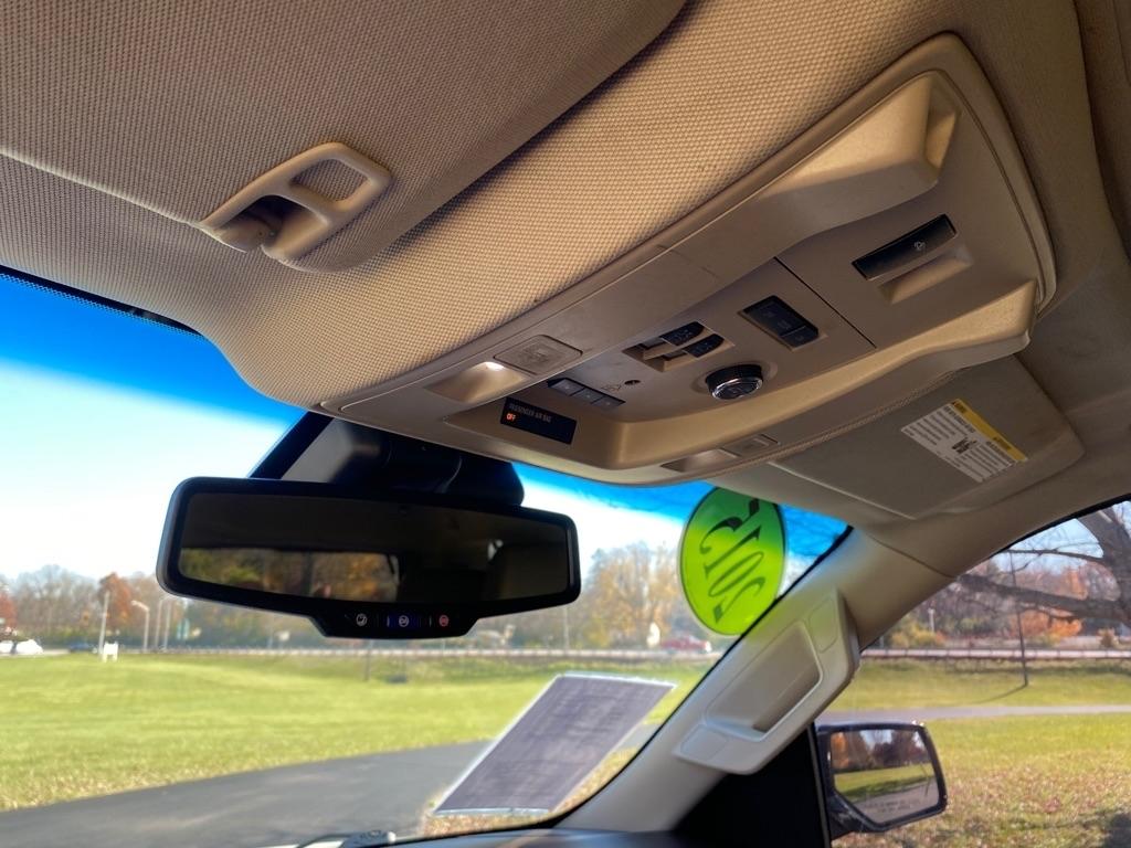 Chevrolet Tahoe LTZ 4WD 2015