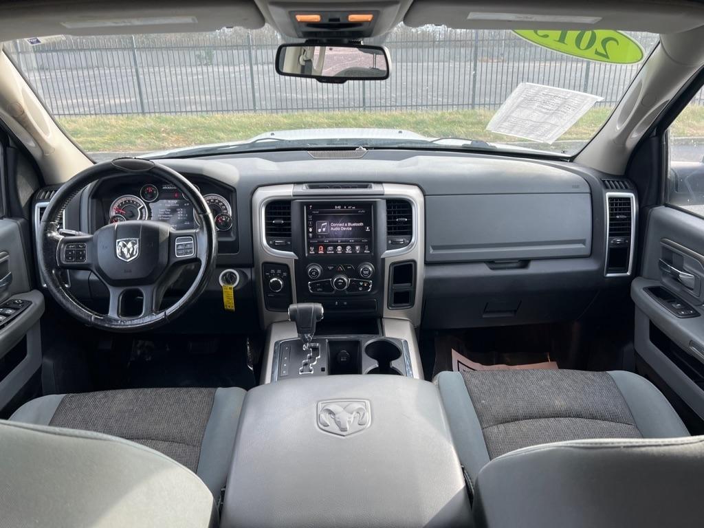 RAM 1500 SLT Crew Cab SWB 4WD 2013