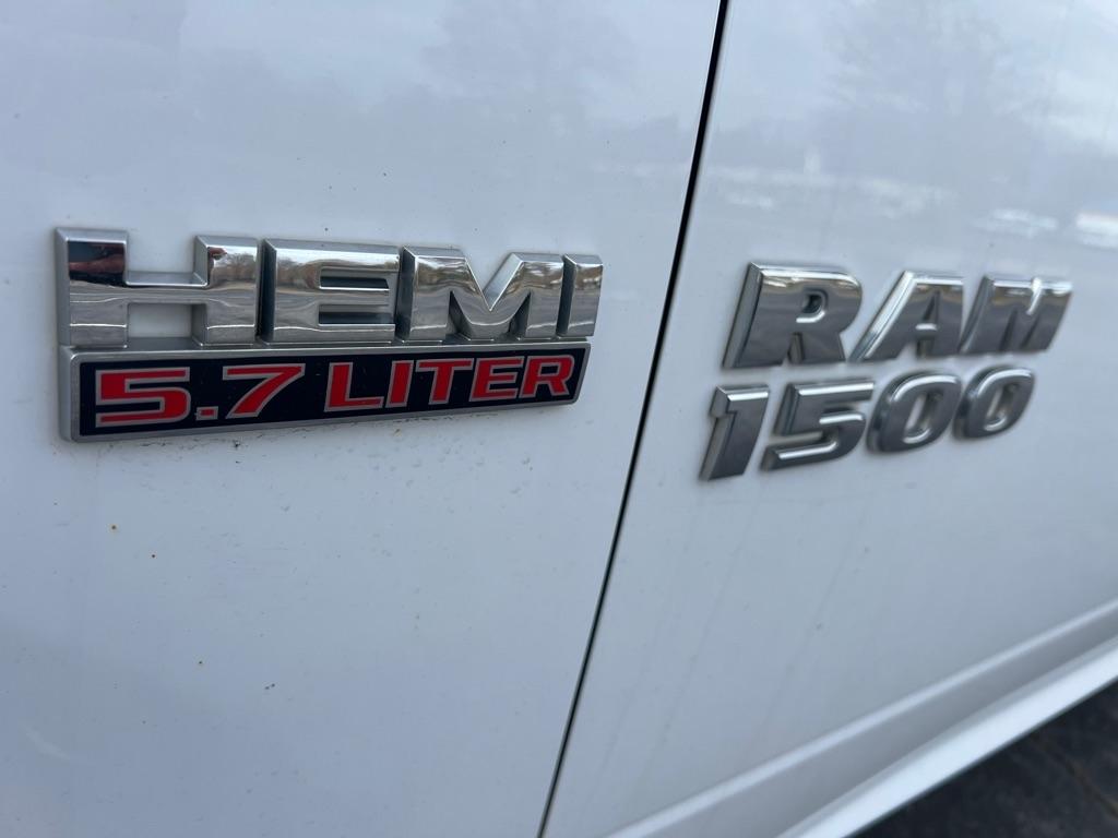 RAM 1500 SLT Crew Cab SWB 4WD 2013