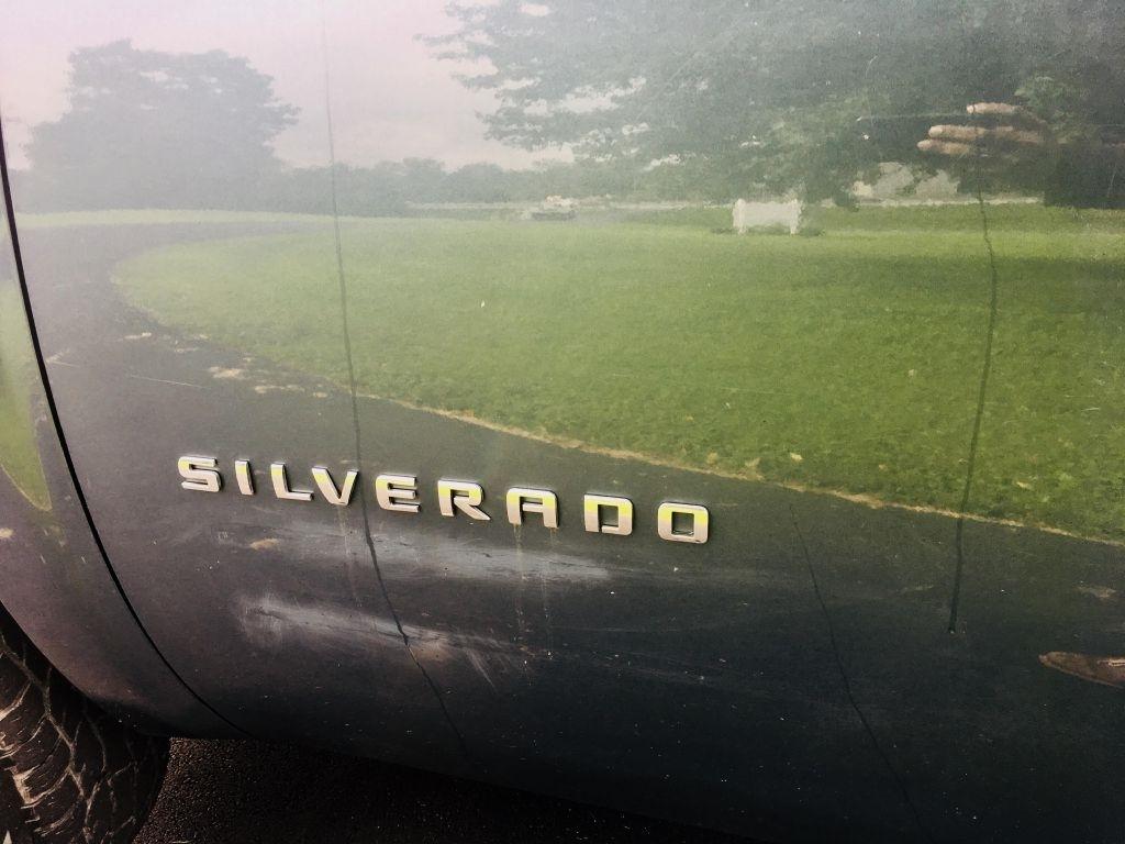 Chevrolet Silverado 1500 LS Extended Cab 4WD 2011