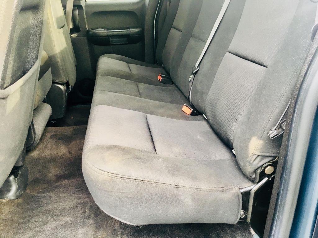 Chevrolet Silverado 1500 LS Extended Cab 4WD 2011