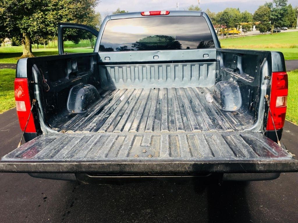 Chevrolet Silverado 1500 LS Extended Cab 4WD 2011