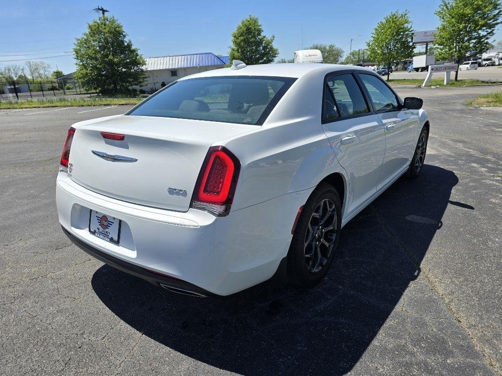 Chrysler 300 Touring AWD 2018