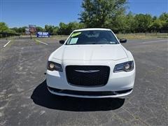 2018 Chrysler 300 