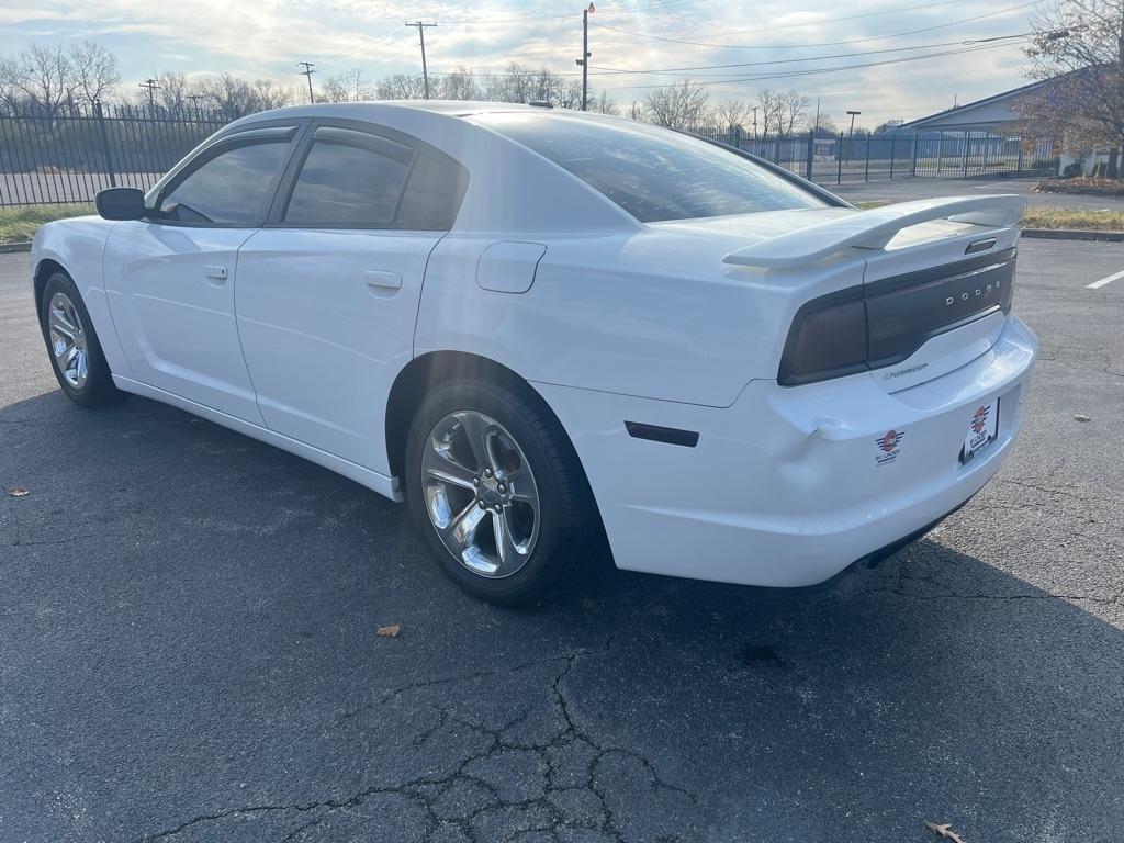 Dodge Charger SE 2014