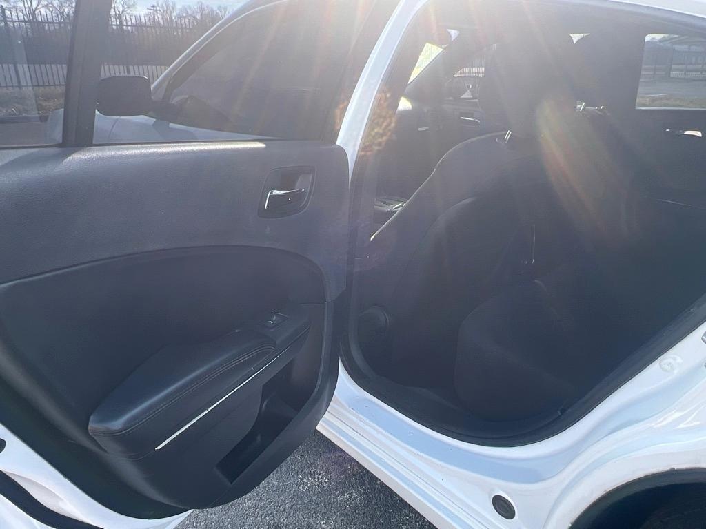 Dodge Charger SE 2014