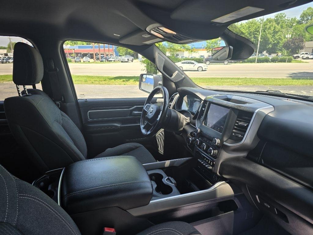 RAM 1500 Big Horn Crew Cab SWB 4WD 2019