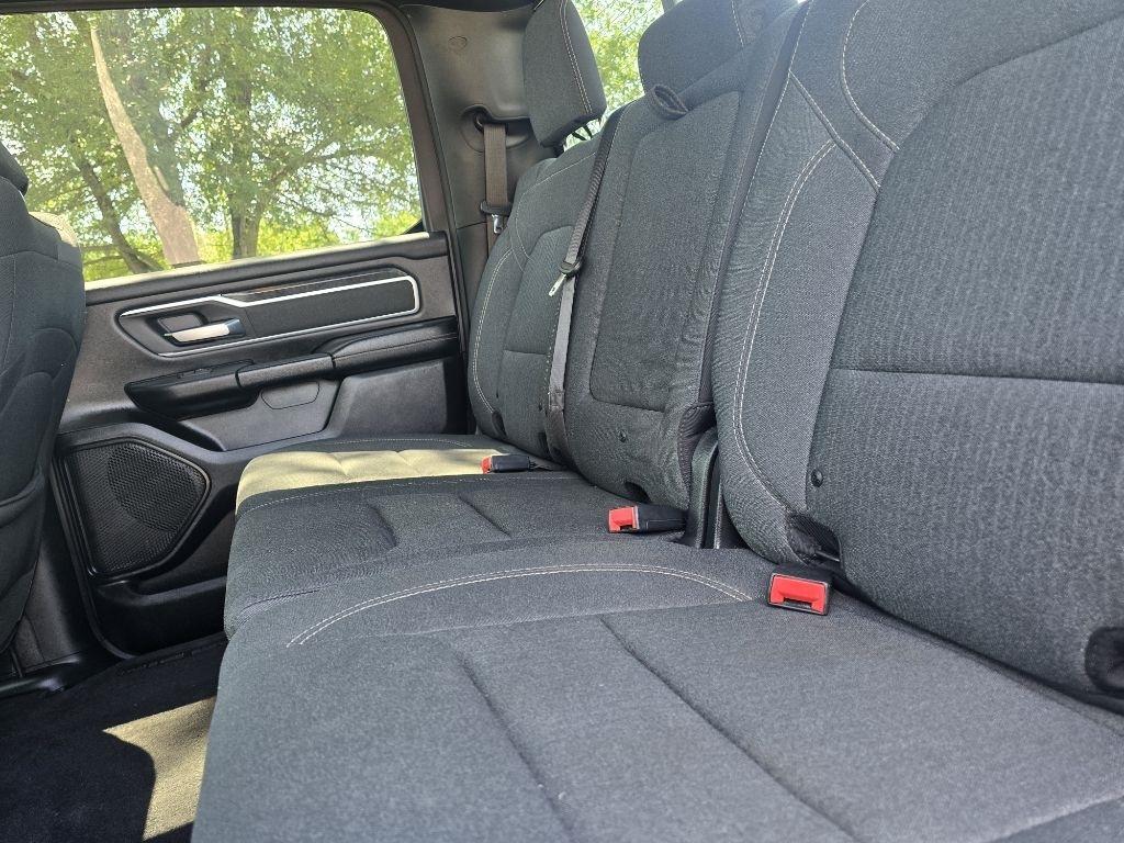 RAM 1500 Big Horn Crew Cab SWB 4WD 2019