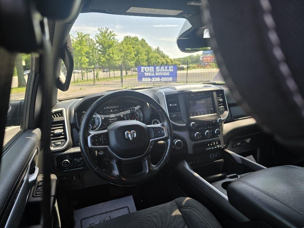 RAM 1500 Big Horn Crew Cab SWB 4WD 2019
