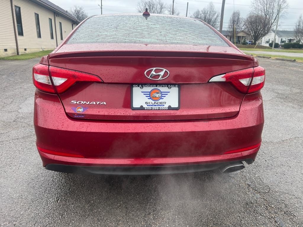 Hyundai Elantra SE 6AT 2016