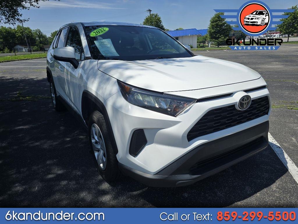 Toyota RAV4 LE 2022