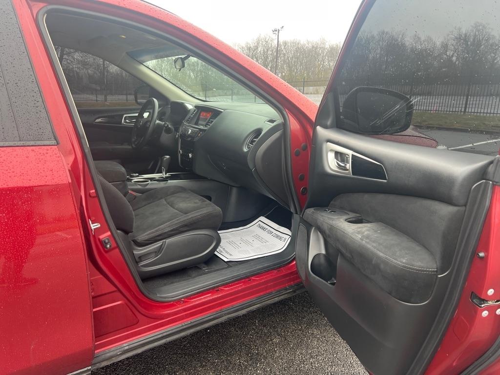 Nissan Pathfinder S 4WD 2015