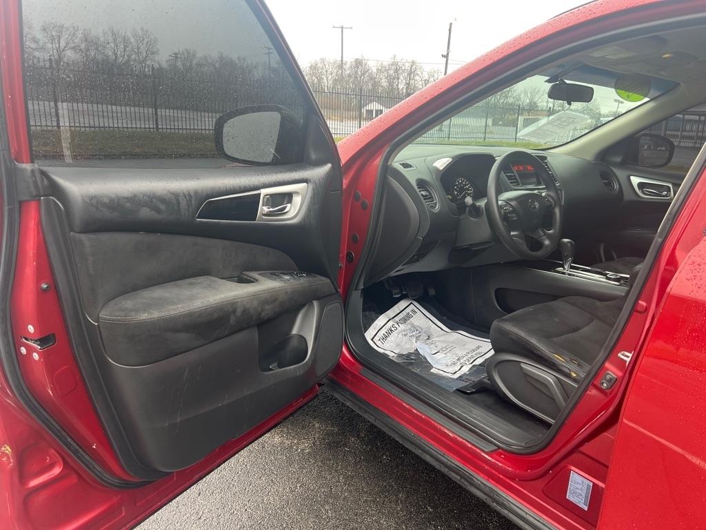 Nissan Pathfinder S 4WD 2015