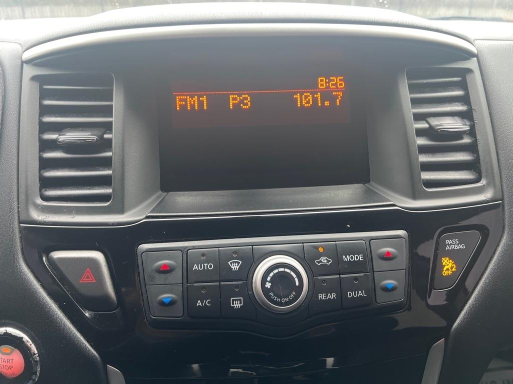 Nissan Pathfinder S 4WD 2015
