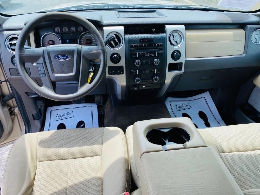 Ford F-150 XL SuperCrew 6.5-ft. Bed 4WD 2009