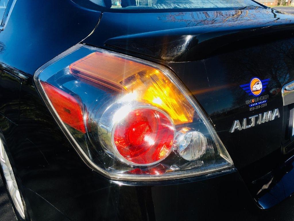Nissan Altima 2.5 S 2011