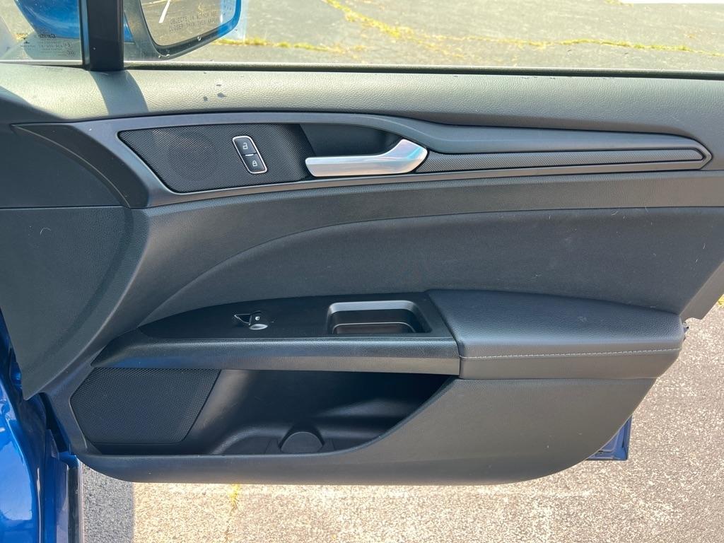 Ford Fusion SE 2018