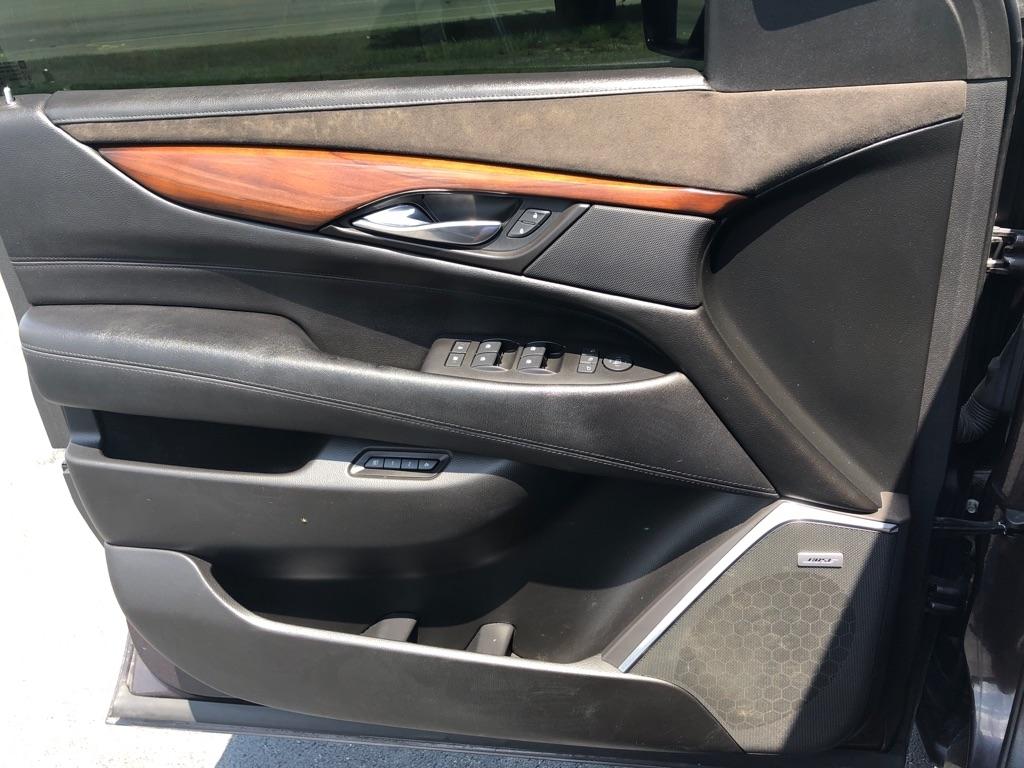 Cadillac Escalade ESV Premium 4WD 2015